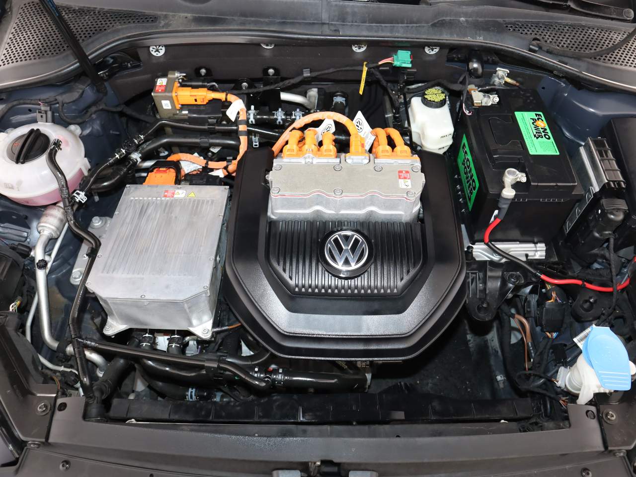 2016 Volkswagen e-Golf SE