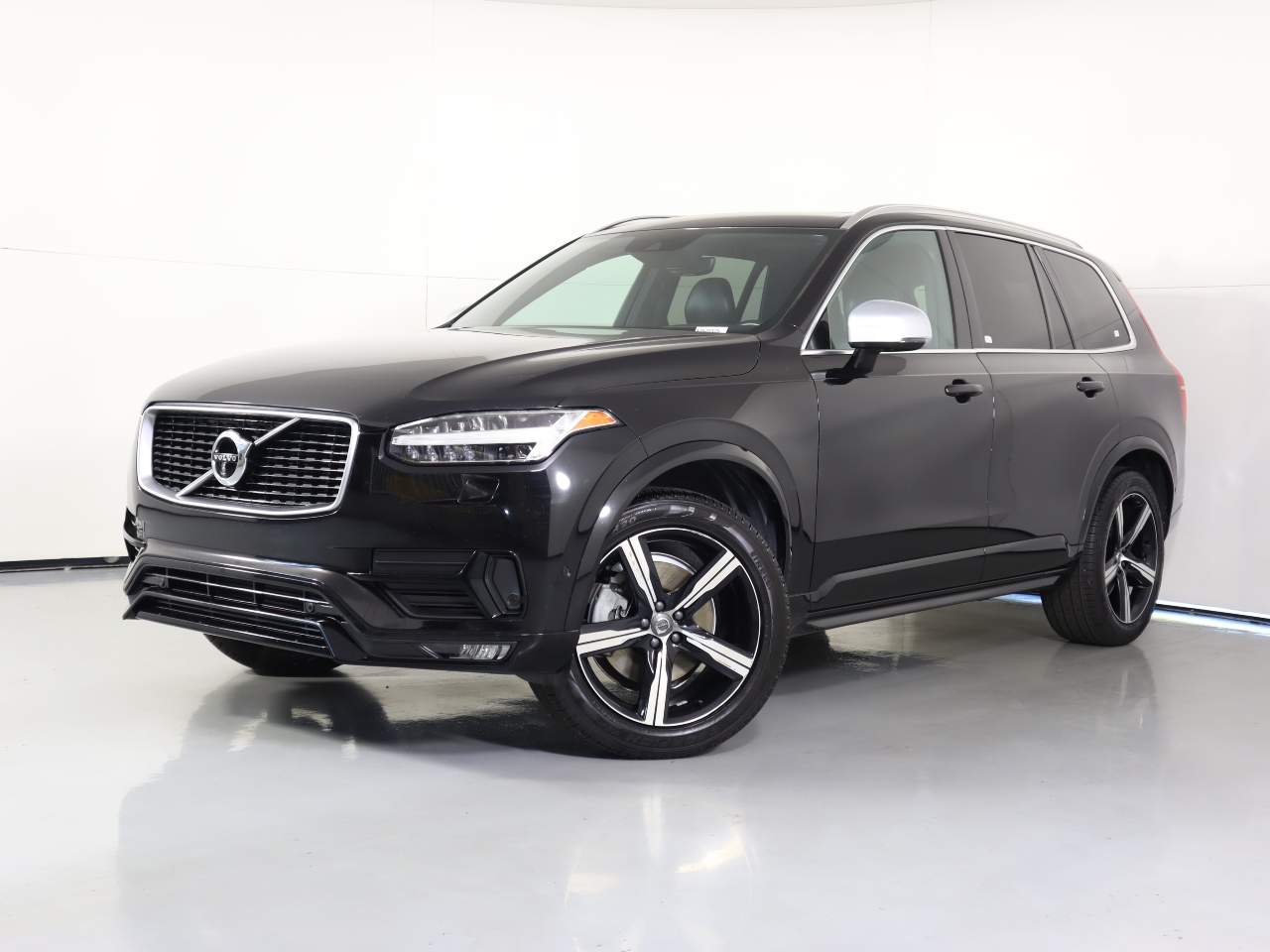 2017 Volvo XC90 T6 R-Design