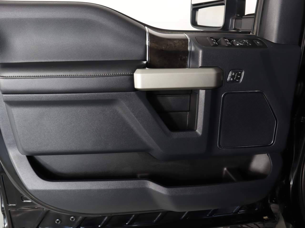 2022 Ford F-250 Super Duty Lariat Crew Cab