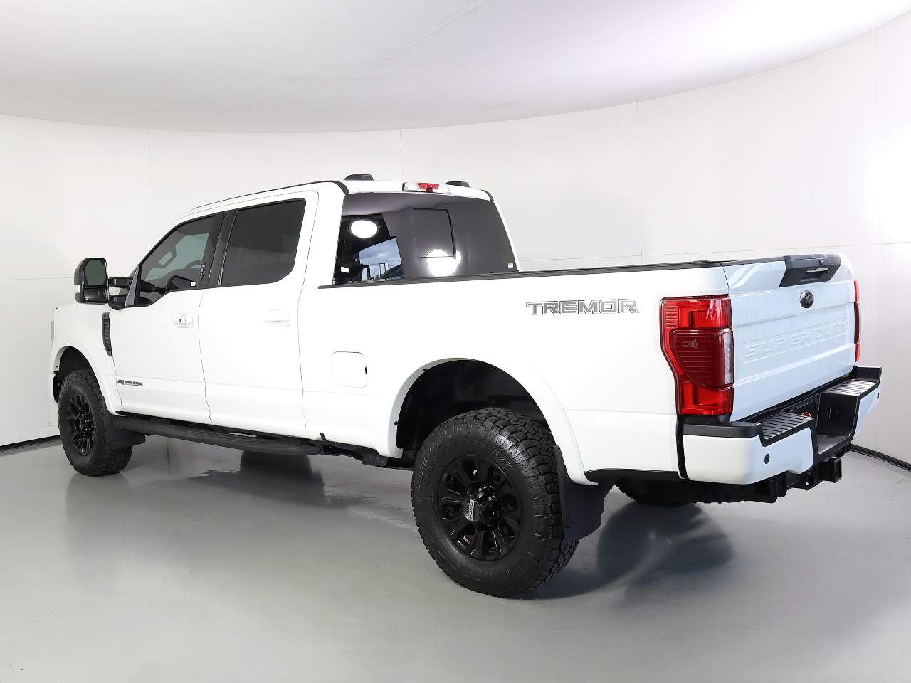 2022 Ford F-250 Super Duty Lariat Crew Cab