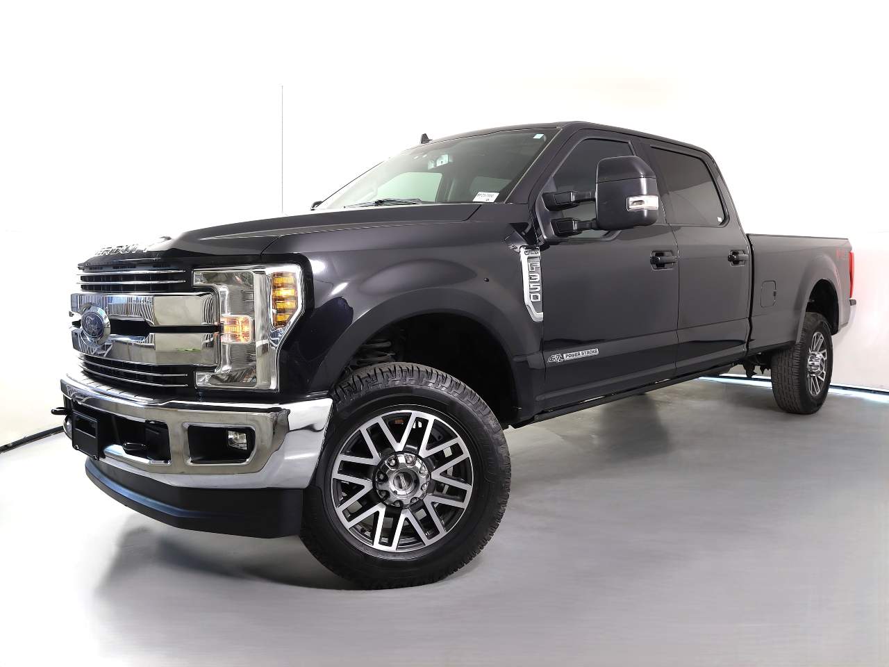 2019 Ford F-350 Super Duty Lariat Crew Cab