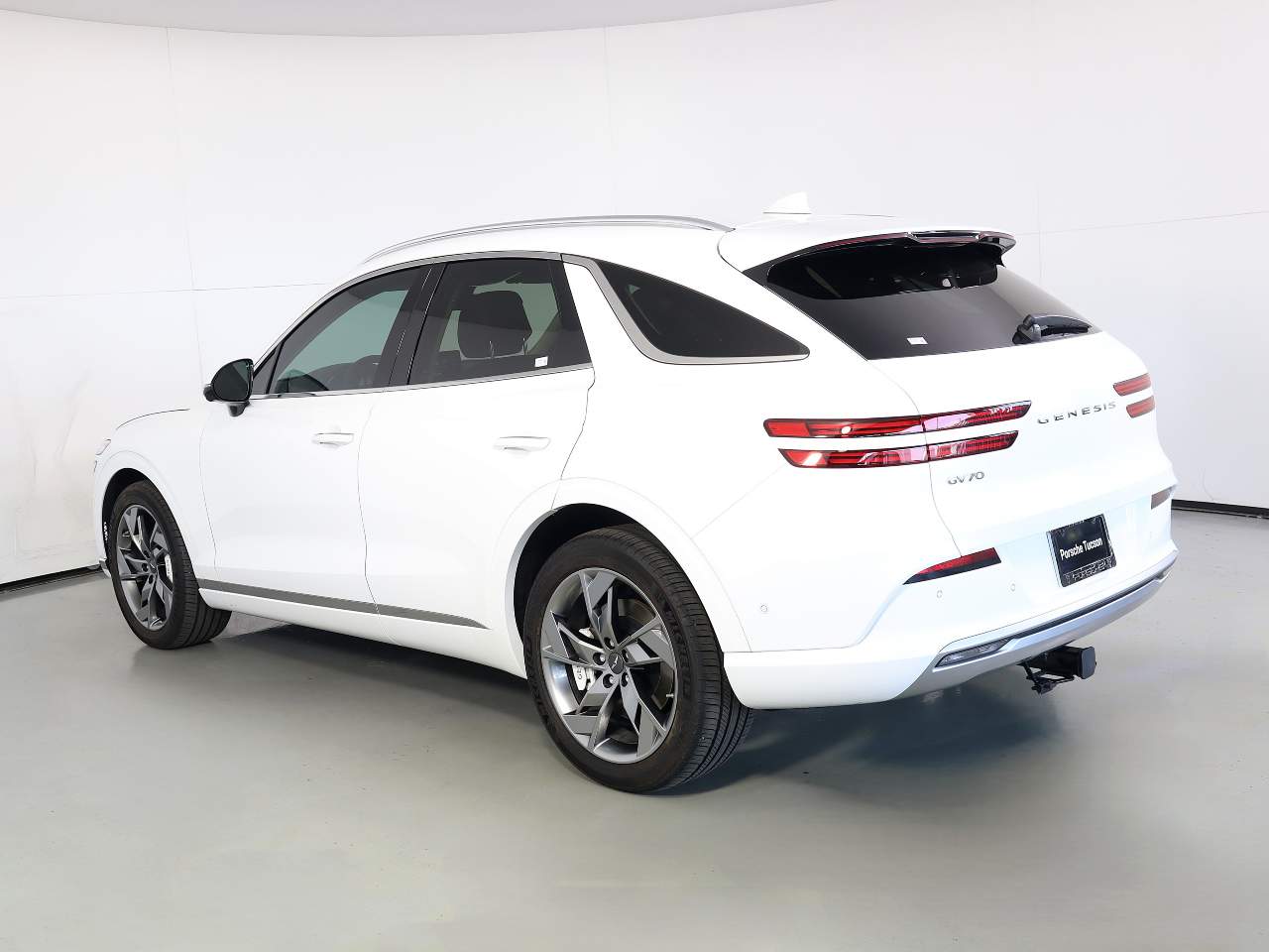 2025 Genesis Electrified GV70 Advanced