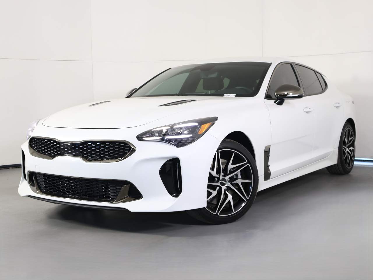 2023 Kia Stinger GT-Line