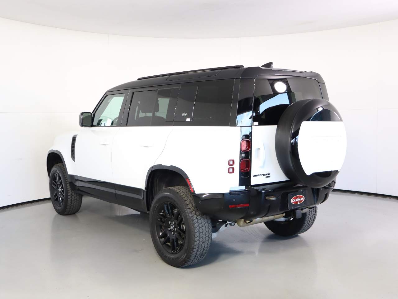 2023 Land Rover Defender 110 X-Dynamic SE