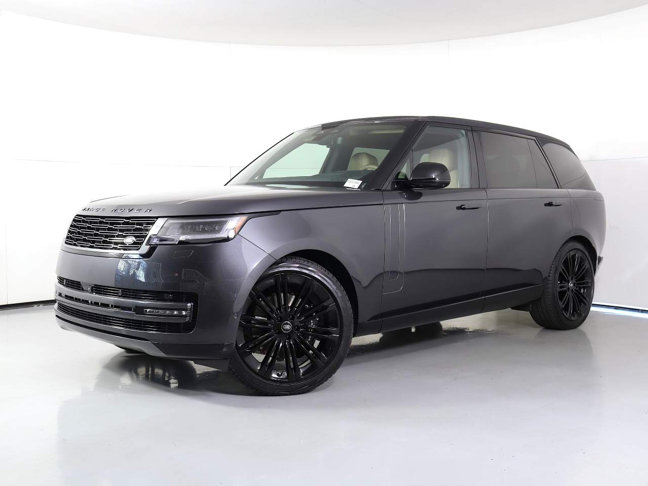 2024 Land Rover Range Rover P400 SE LWB