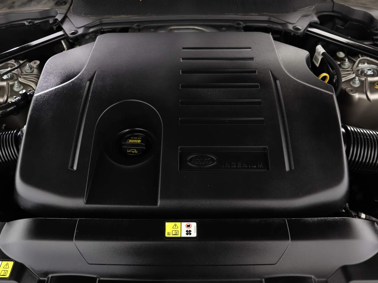 2021 Land Rover Range Rover Sport HSE Silver Edition