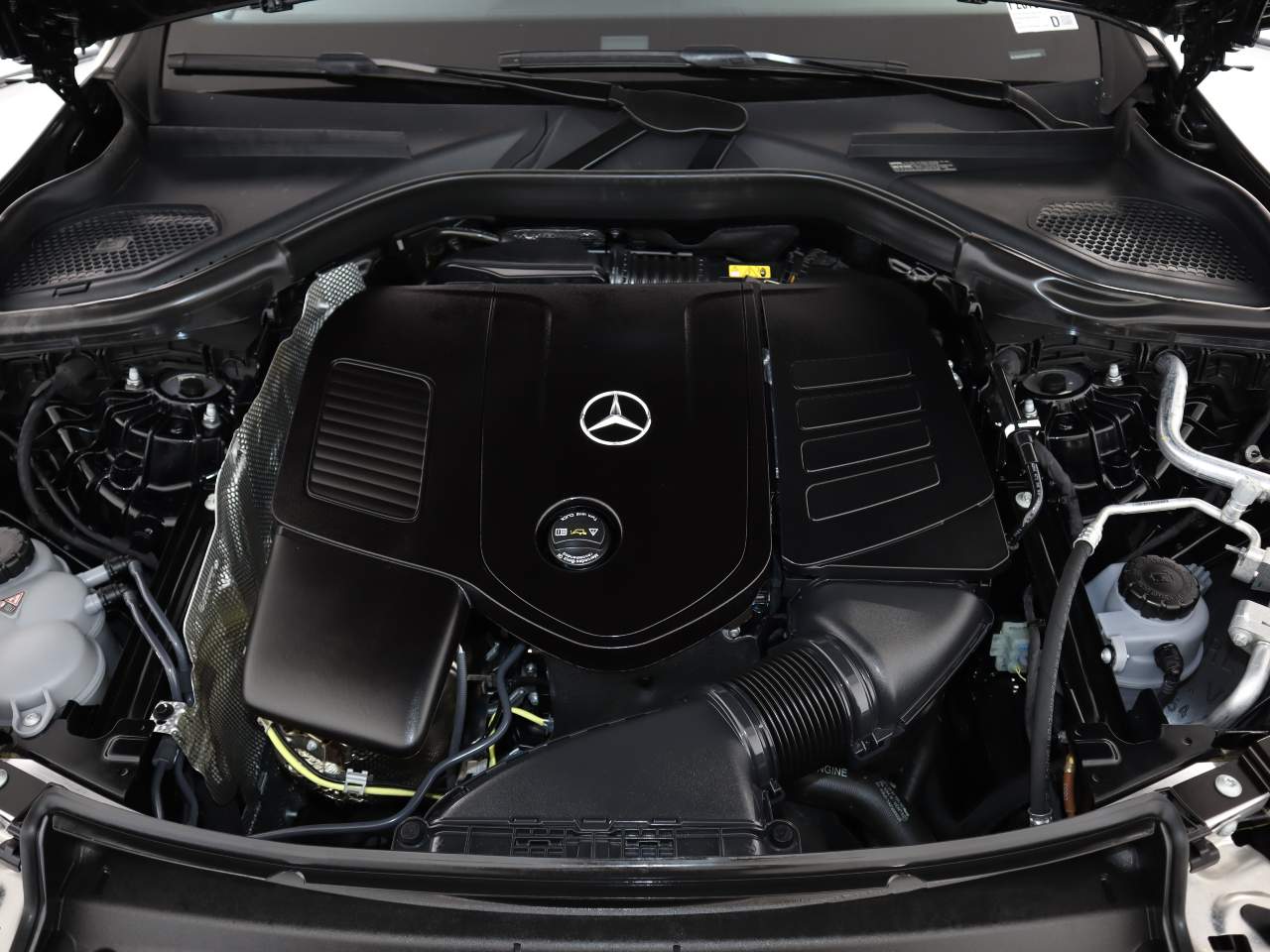 2024 Mercedes-Benz GLC 300
