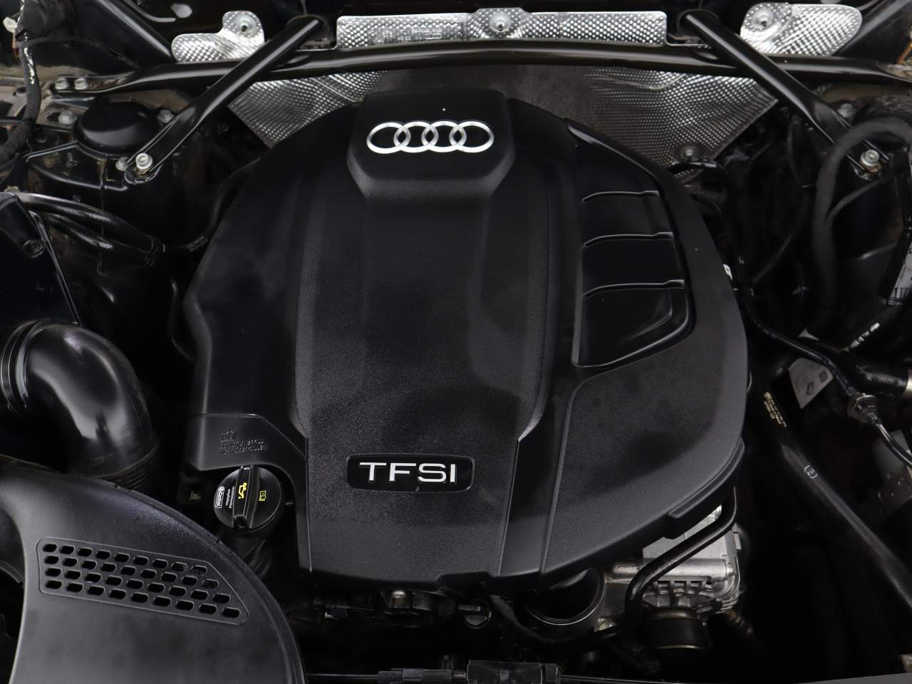 2018 Audi Q5 2.0T quattro Premium Plus