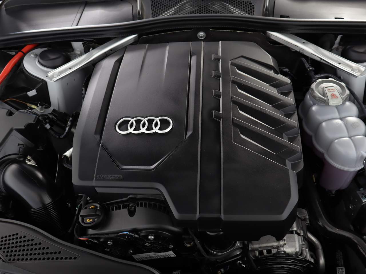 2022 Audi A4 quattro Premium 40 TFSI
