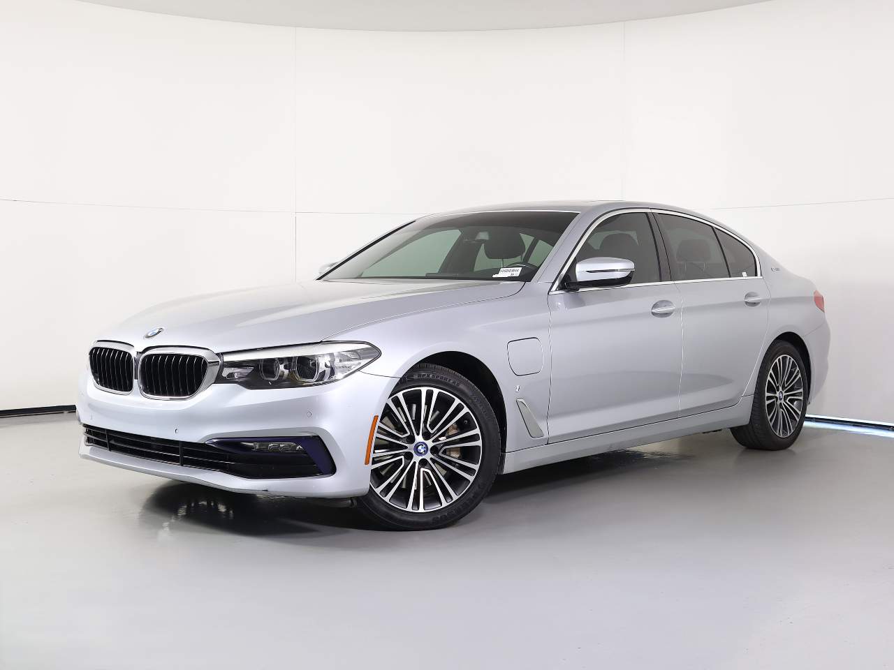 2018 BMW 5-Series 530e iPerformance