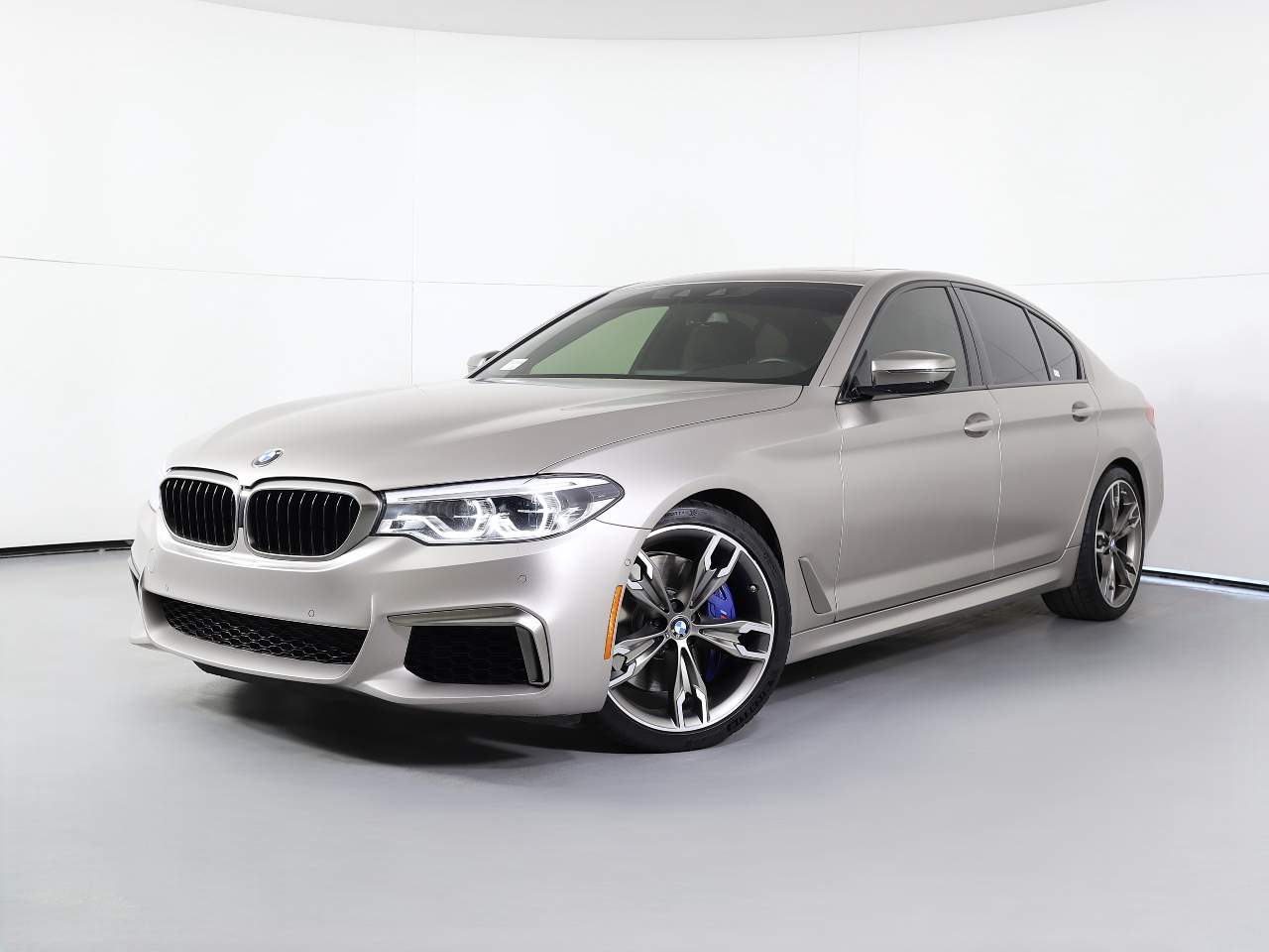 2020 BMW 5-Series M550i xDrive