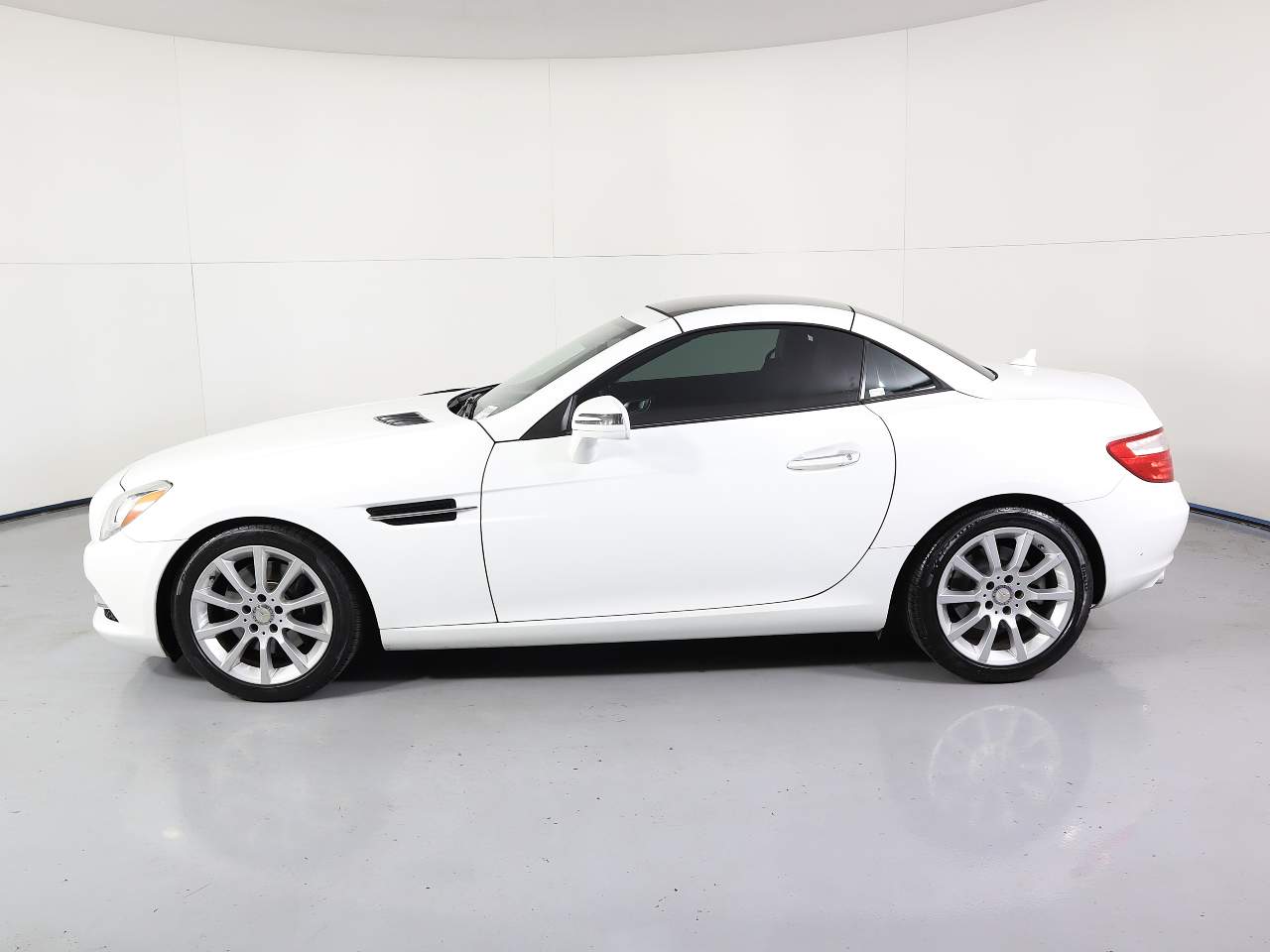 2016 Mercedes-Benz SLK 300
