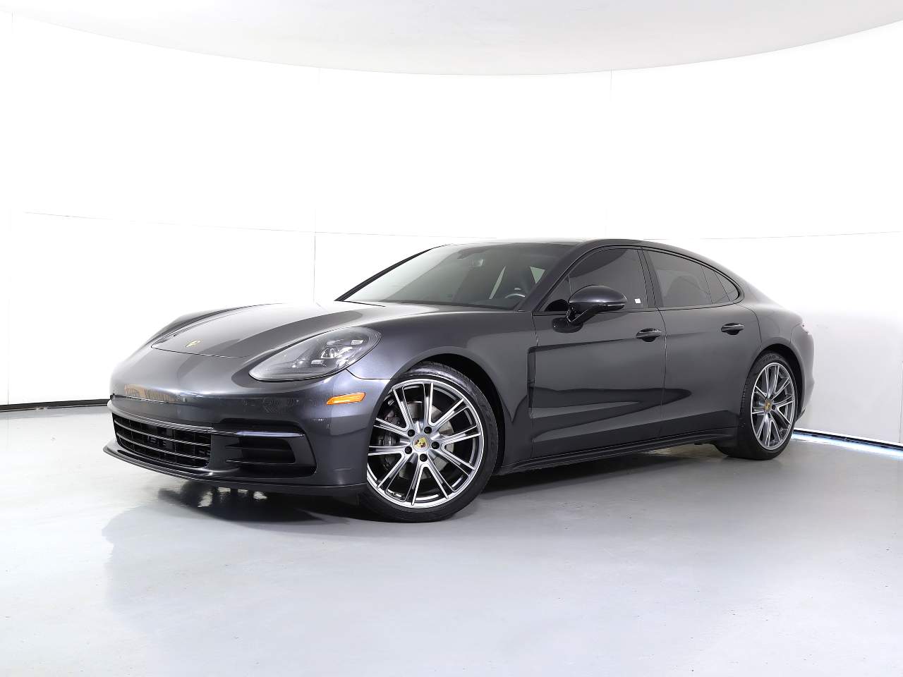 2018 Porsche Panamera