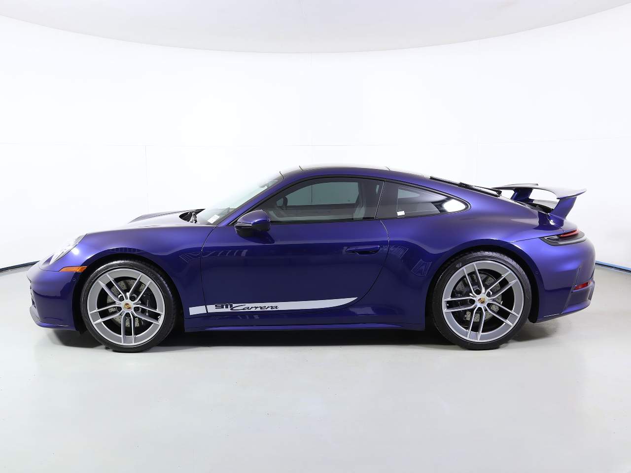2025 Porsche 911 Carrera