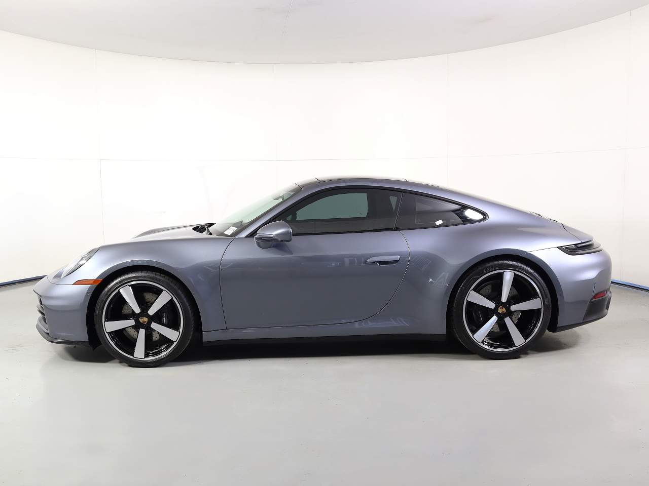 2025 Porsche 911 Carrera