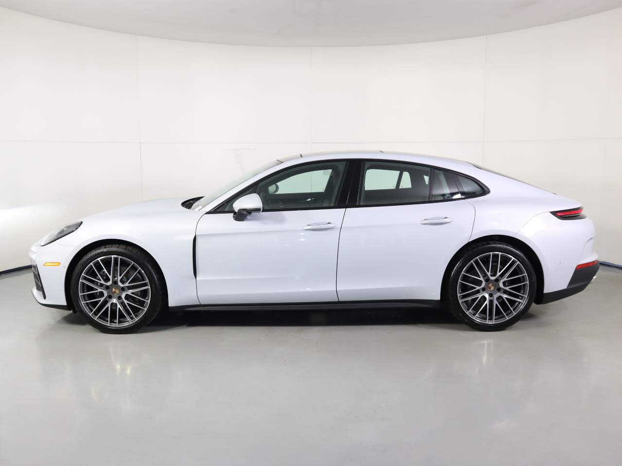 2026 Porsche Panamera
