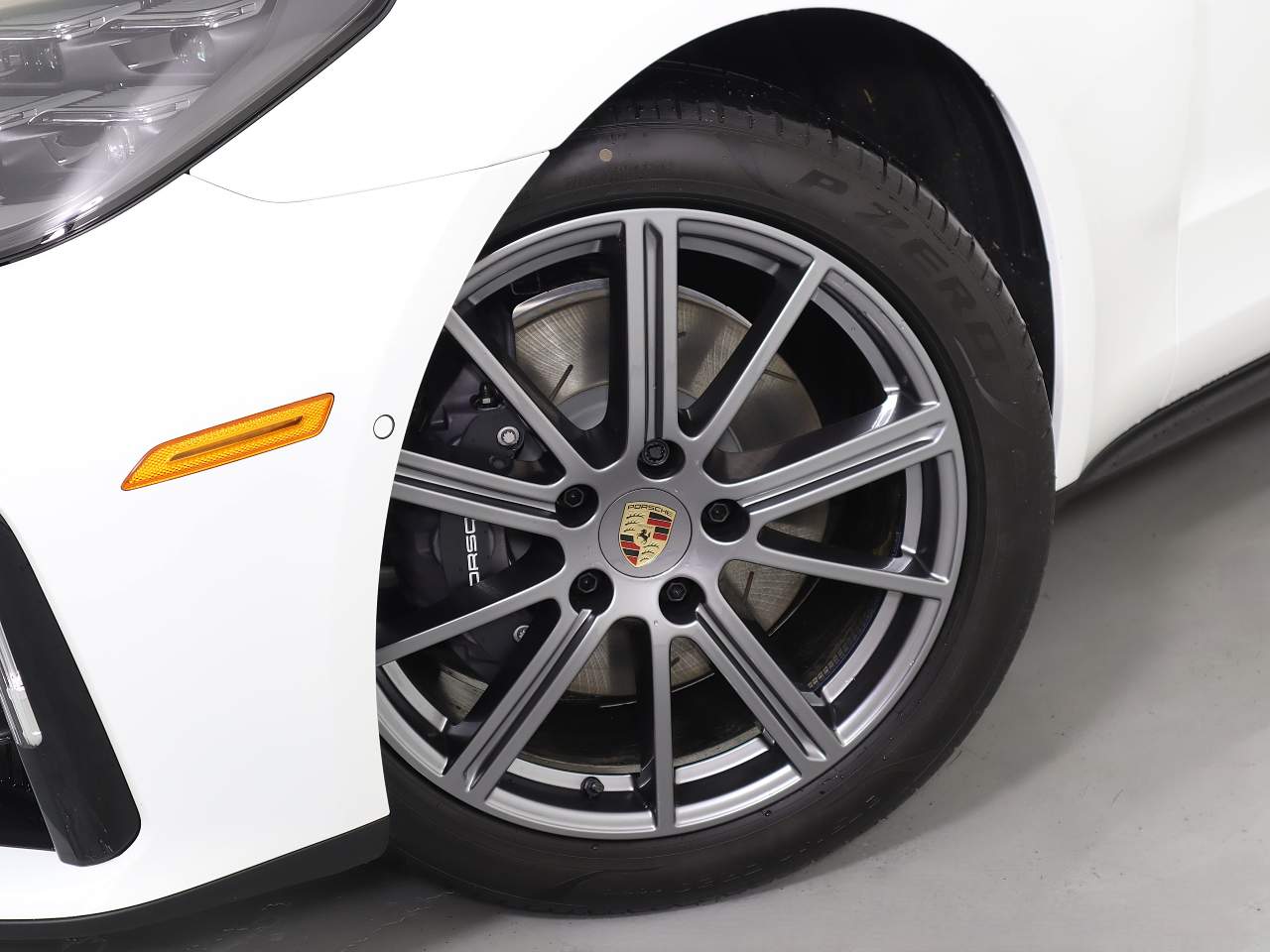 2026 Porsche Panamera 4