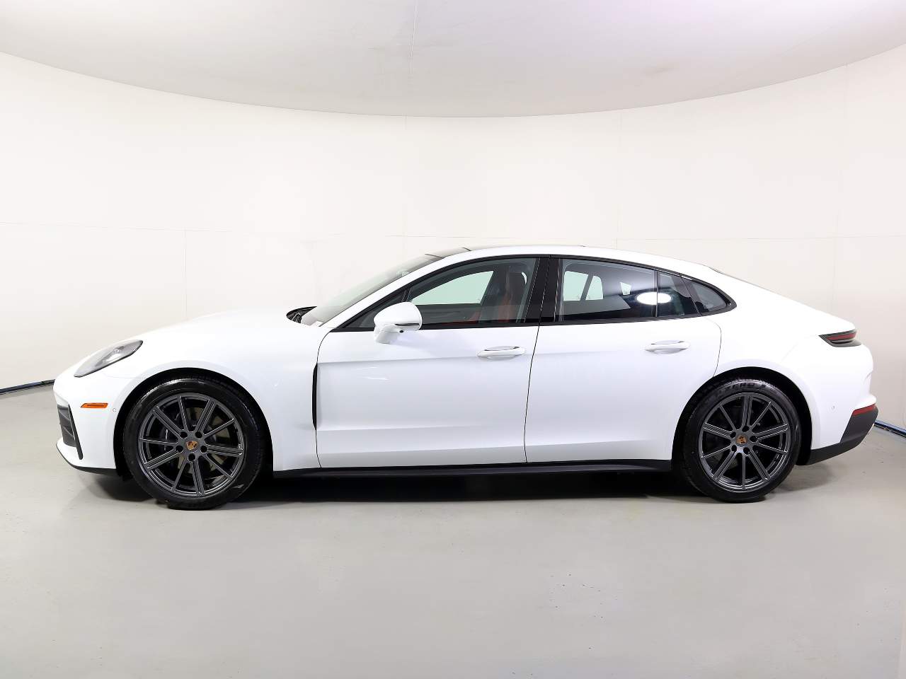 2026 Porsche Panamera 4