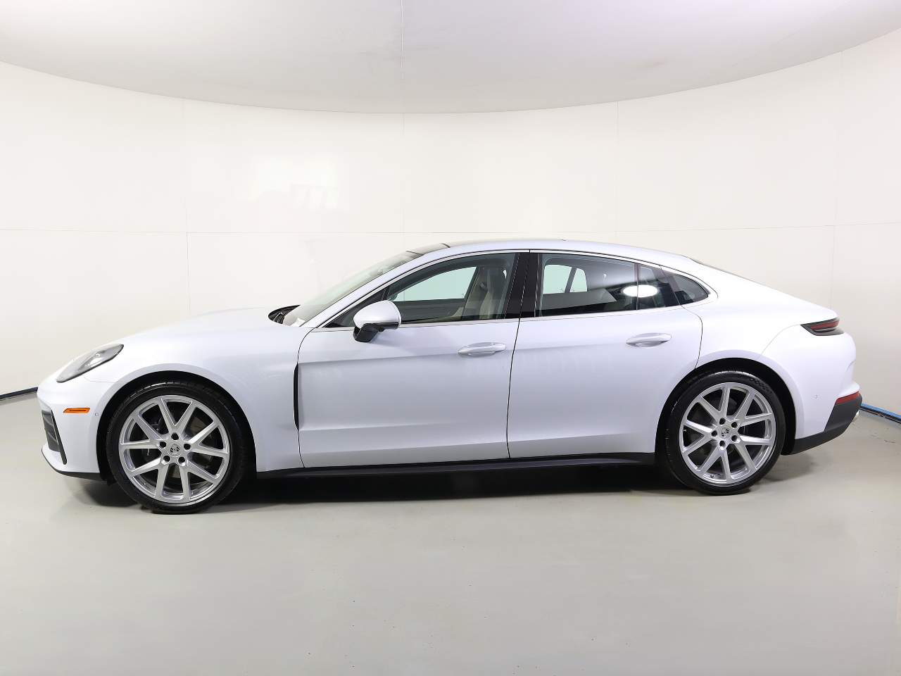 2026 Porsche Panamera