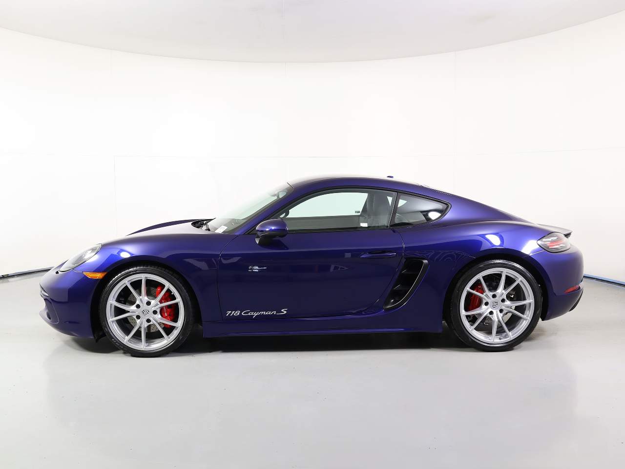 2025 Porsche 718 Cayman S