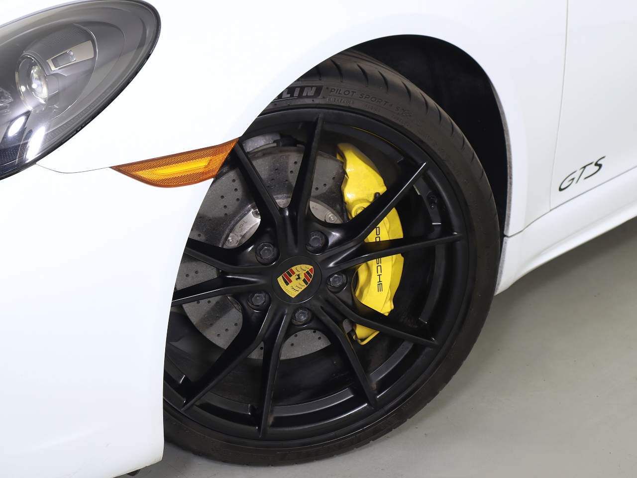 2019 Porsche 718 Cayman GTS