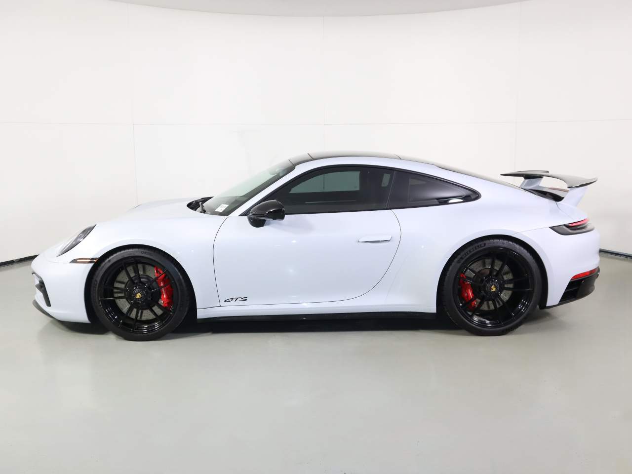 2024 Porsche 911 Carrera GTS