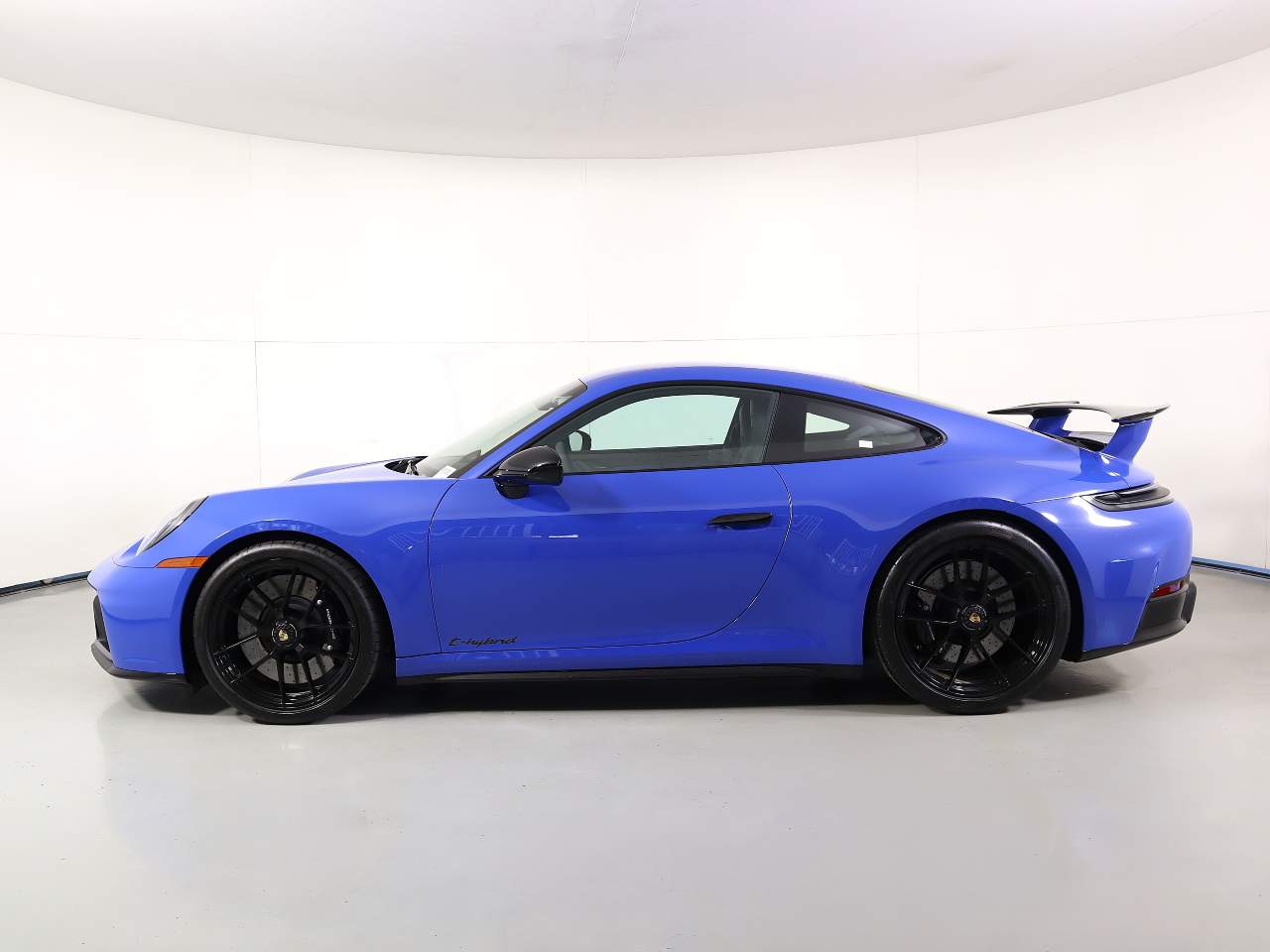 2025 Porsche 911 Carrera GTS