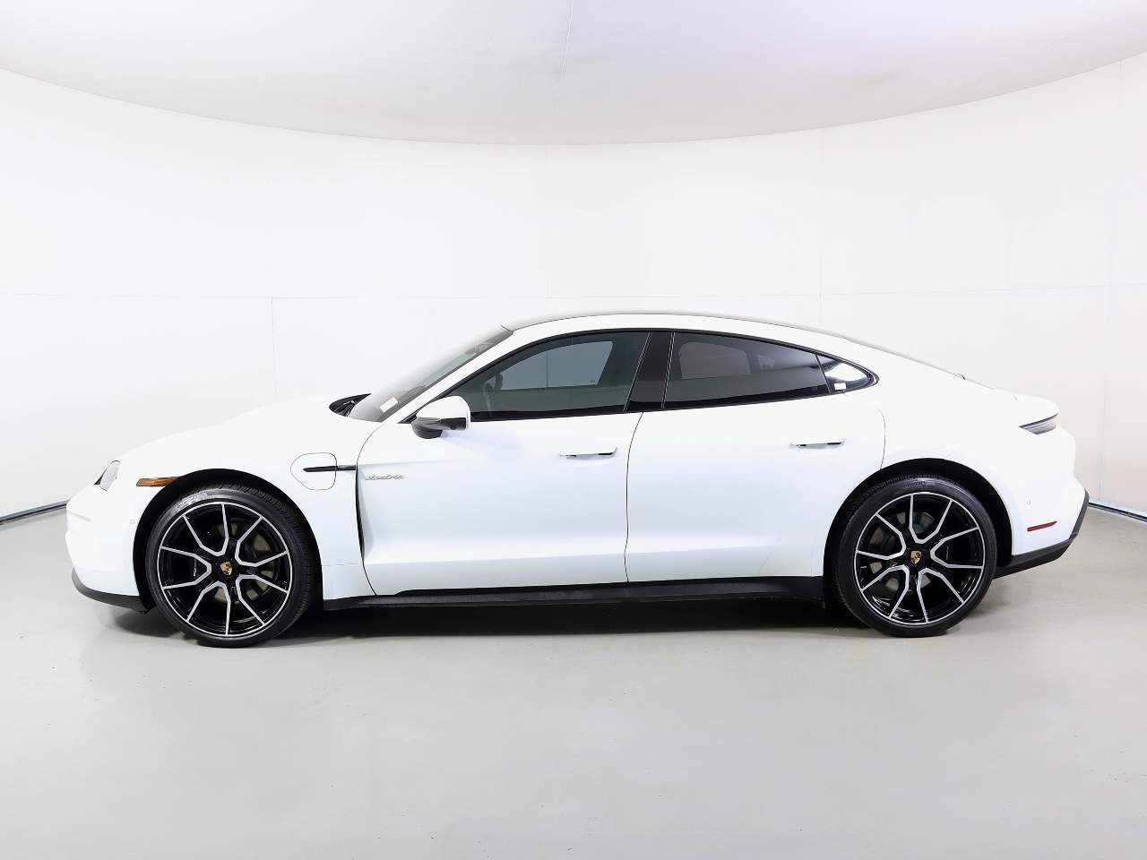 2025 Porsche Taycan 4S