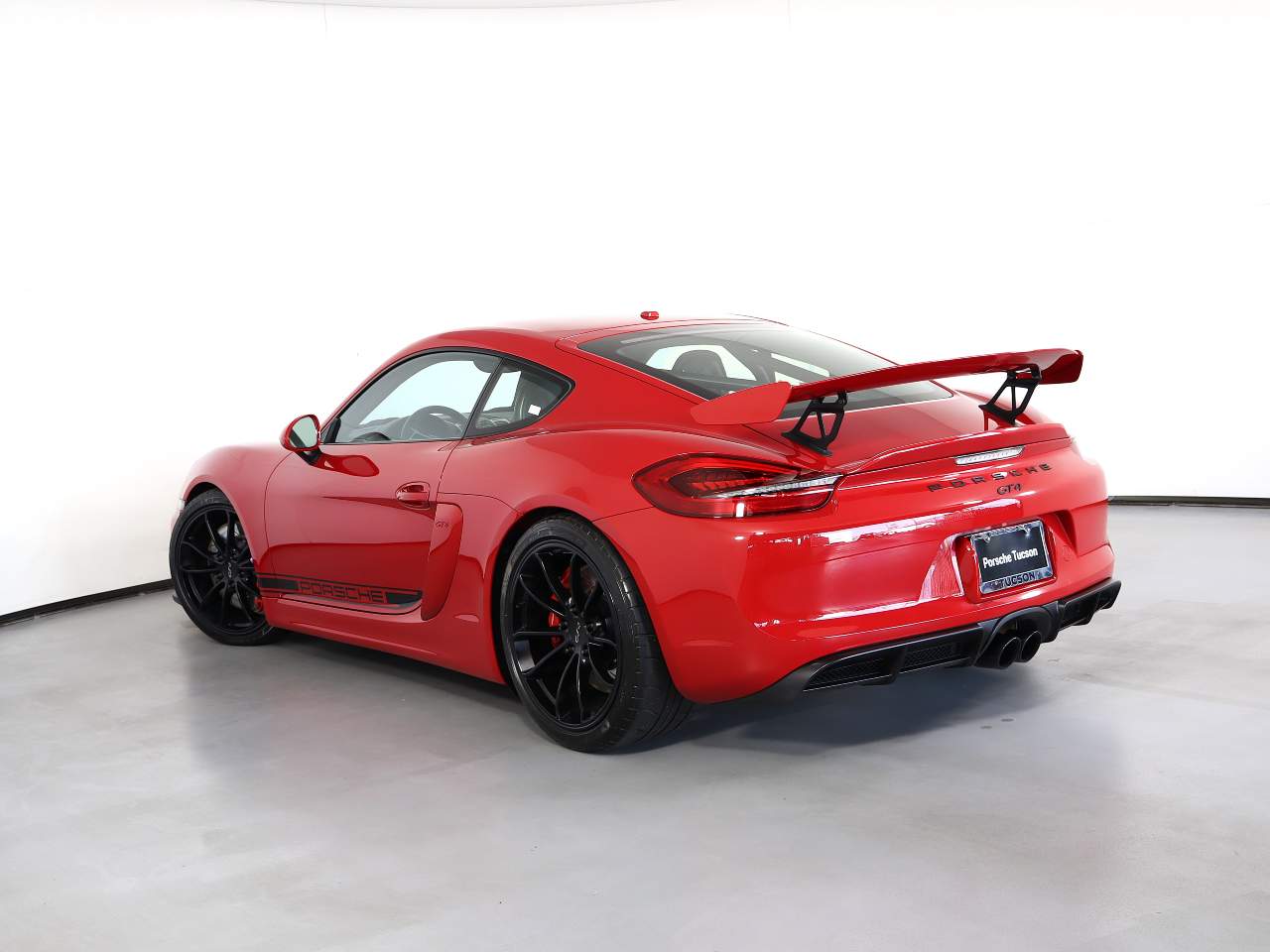 2016 Porsche Cayman GT4