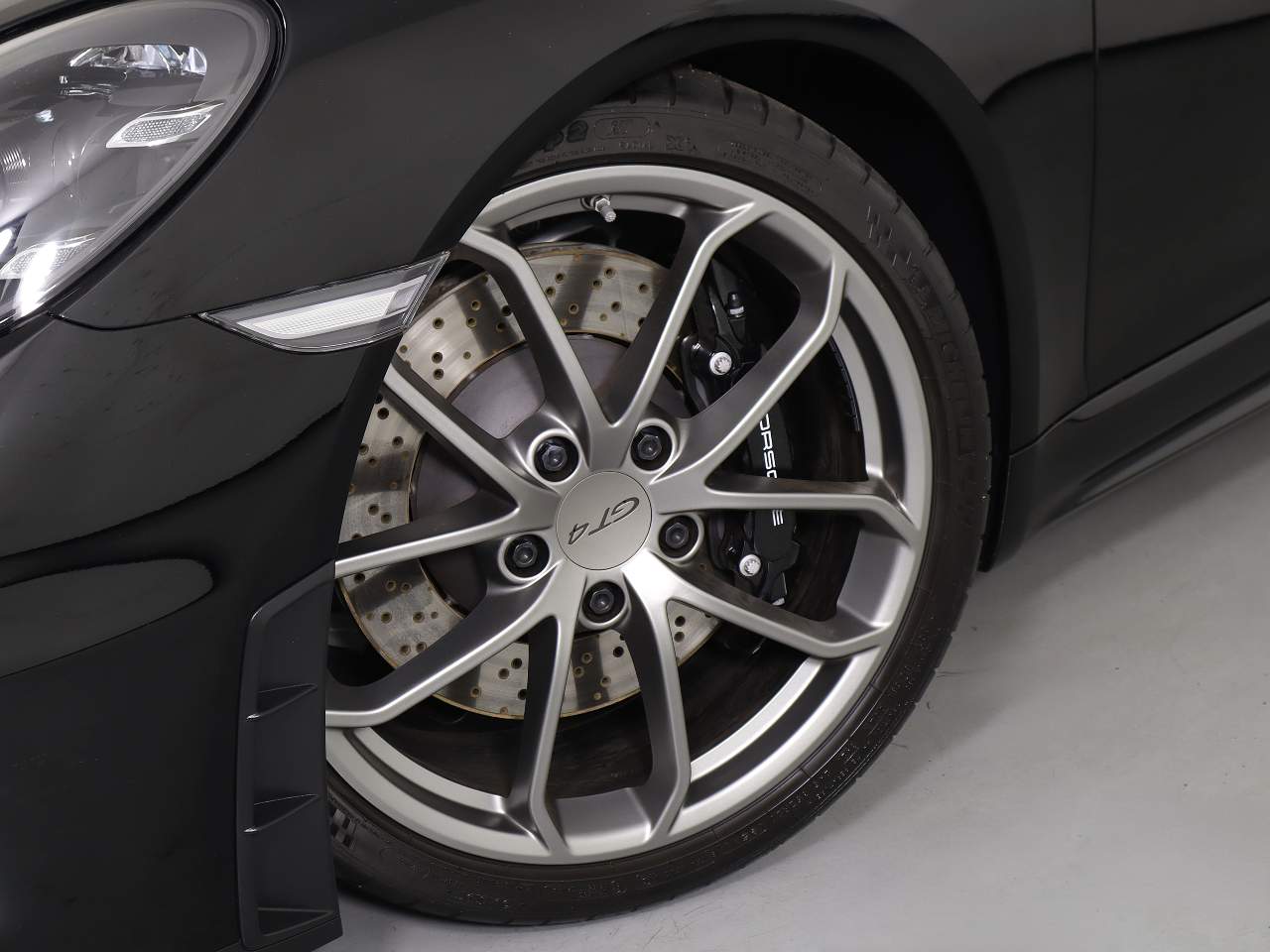 2021 Porsche 718 Cayman GT4