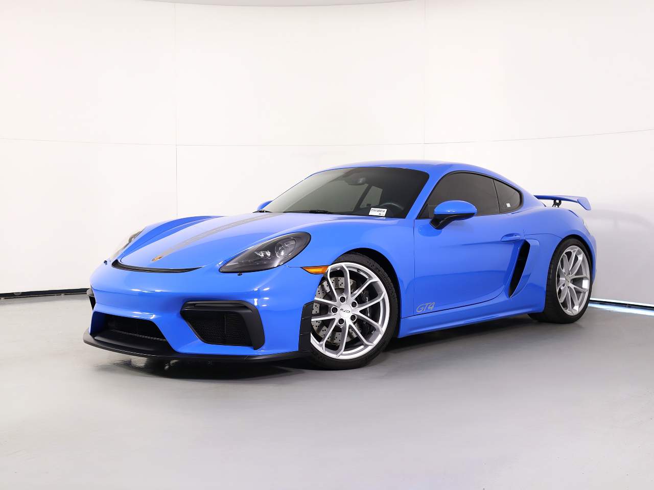 2023 Porsche 718 Cayman GT4
