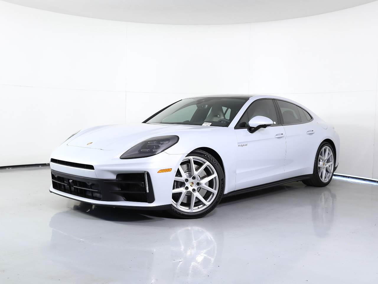 2025 Porsche Panamera 4S E-Hybrid