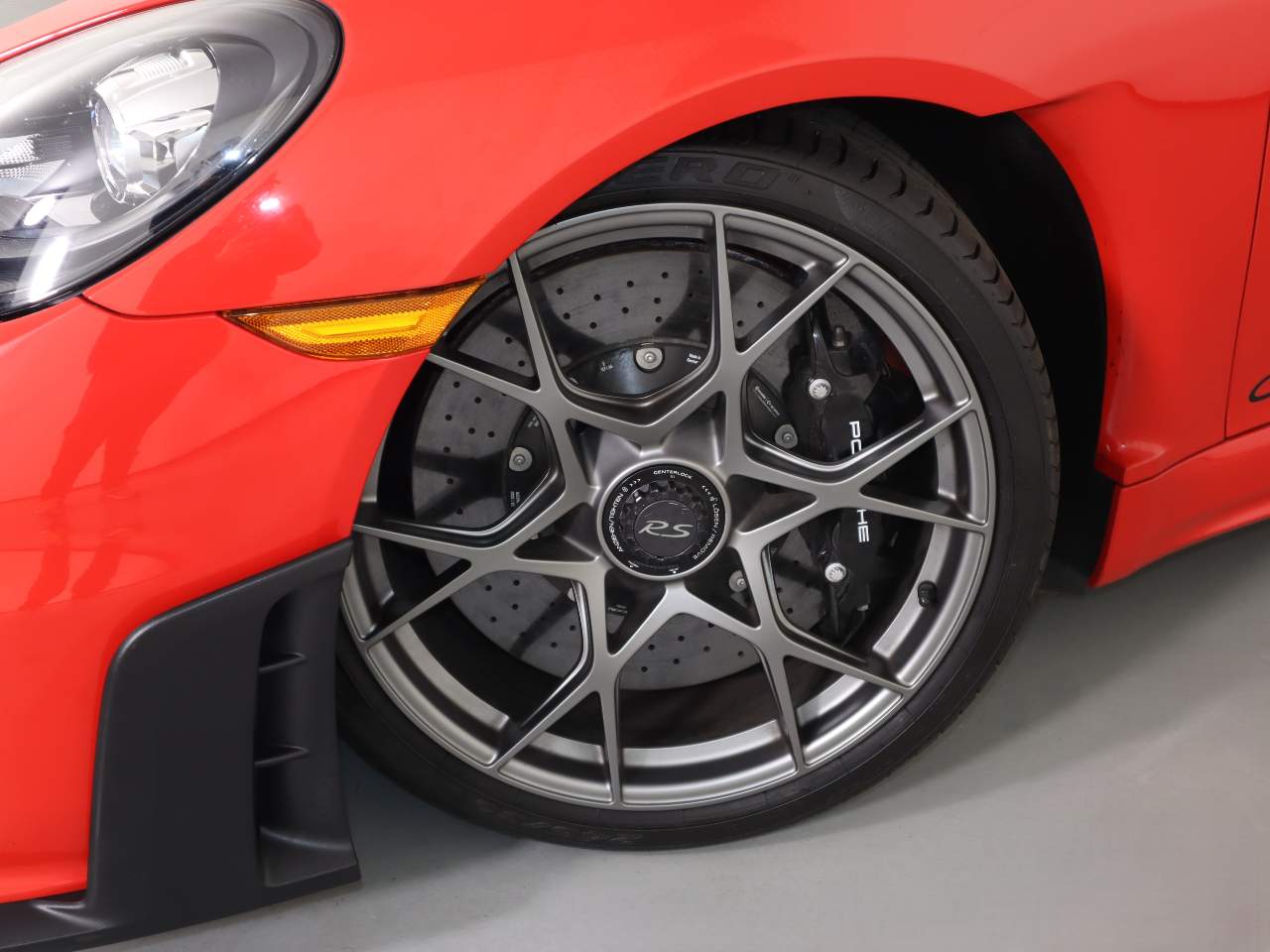 2023 Porsche 718 Cayman GT4 RS