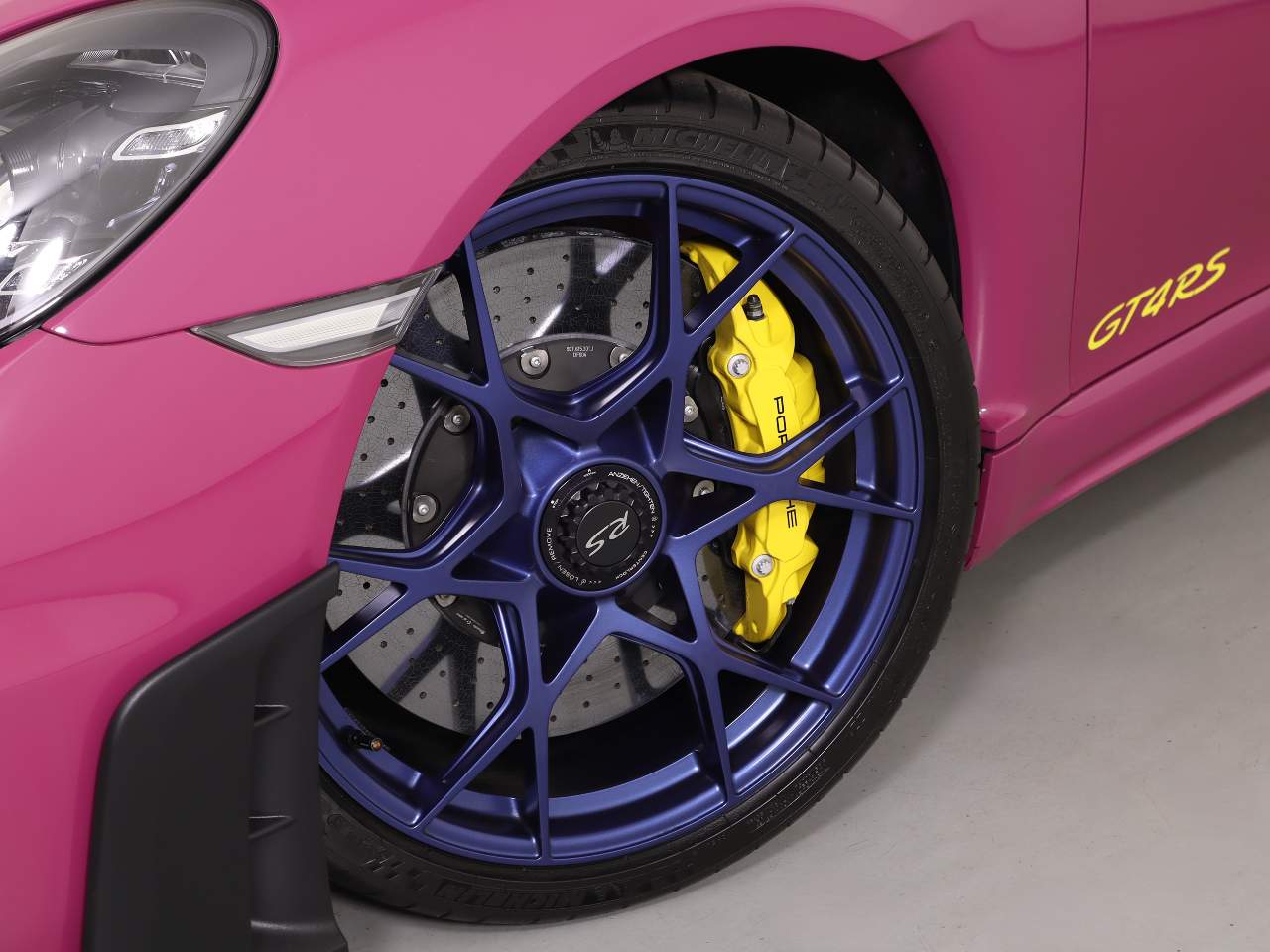2024 Porsche 718 Cayman GT4 RS