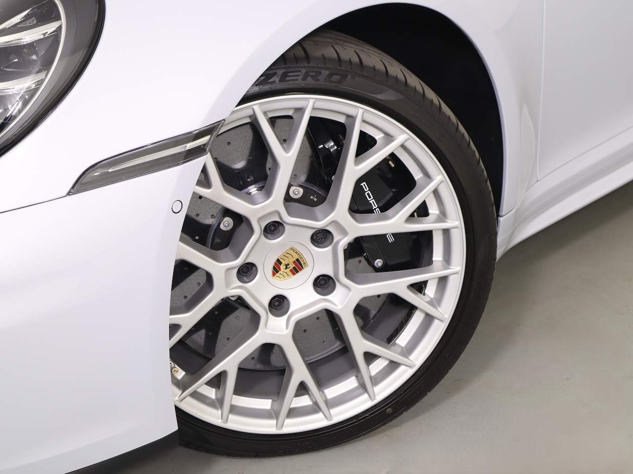 2025 Porsche 911 Carrera S