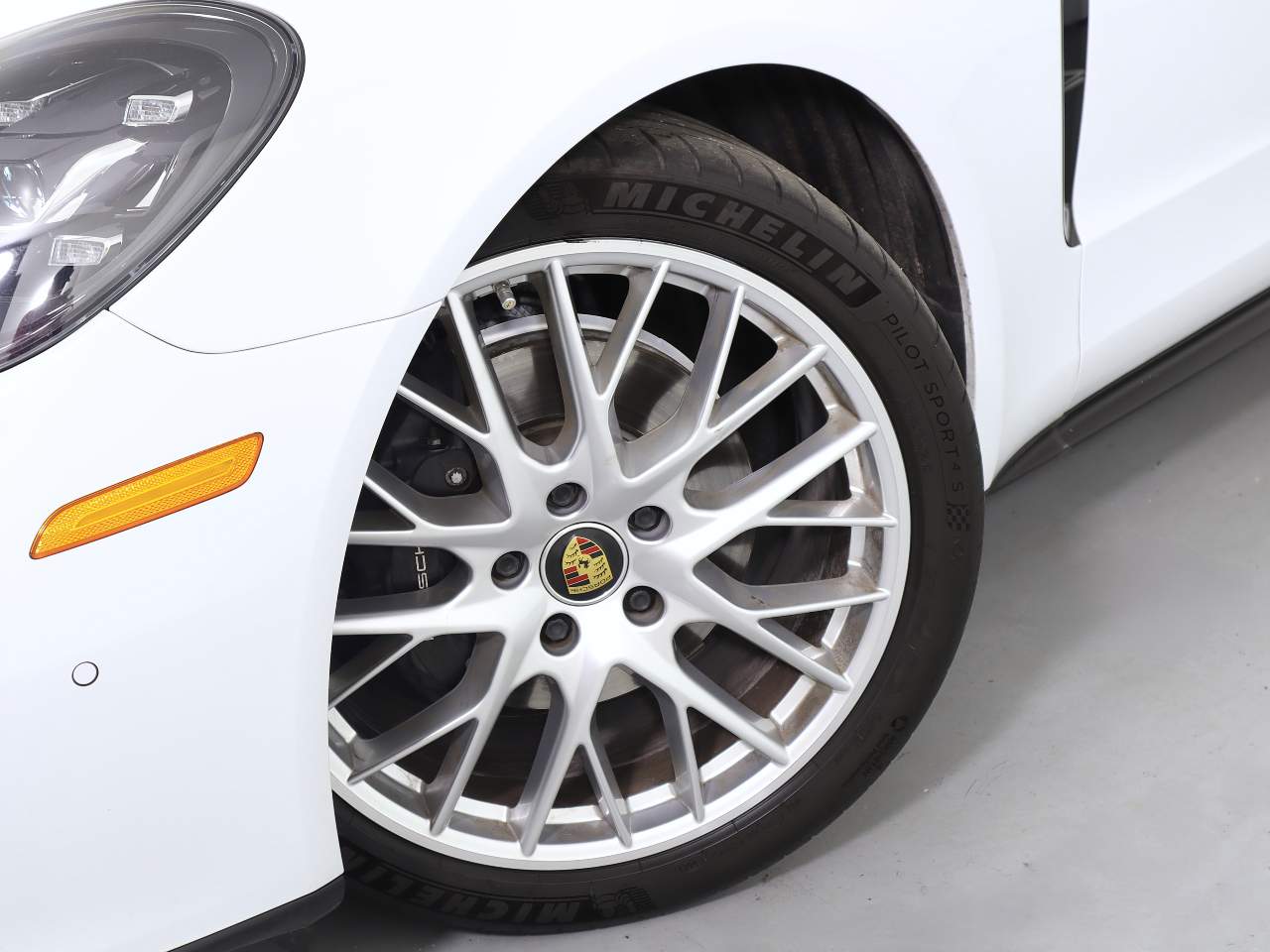 2021 Porsche Panamera  