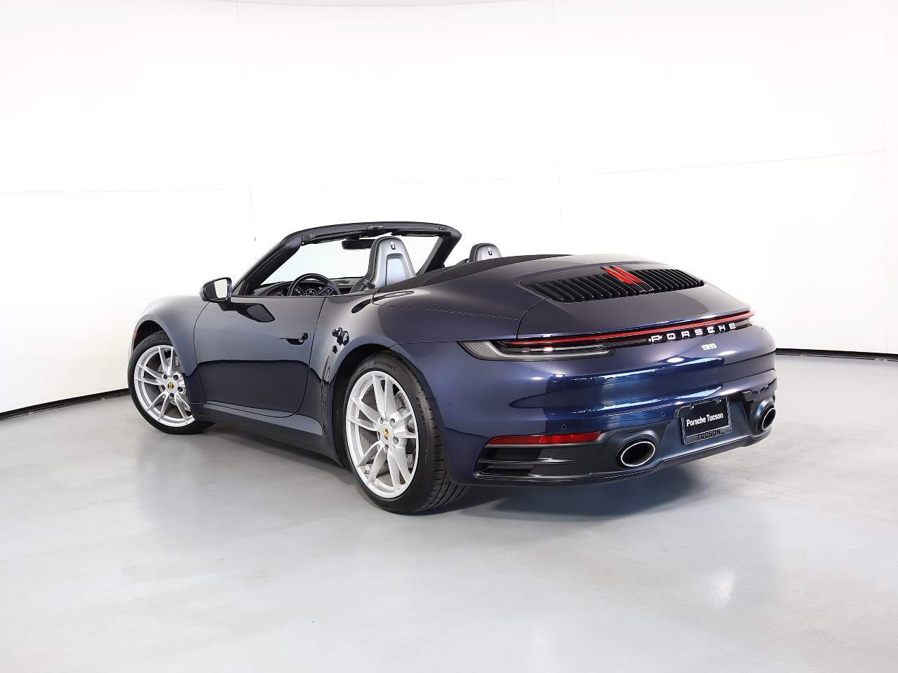 2022 Porsche 911 Carrera