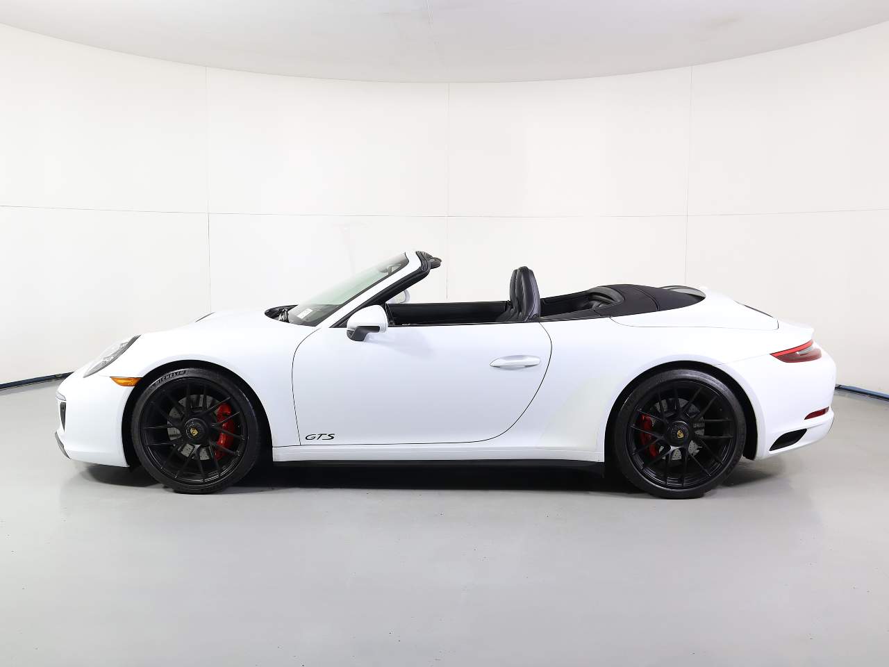 2019 Porsche 911 Carrera GTS