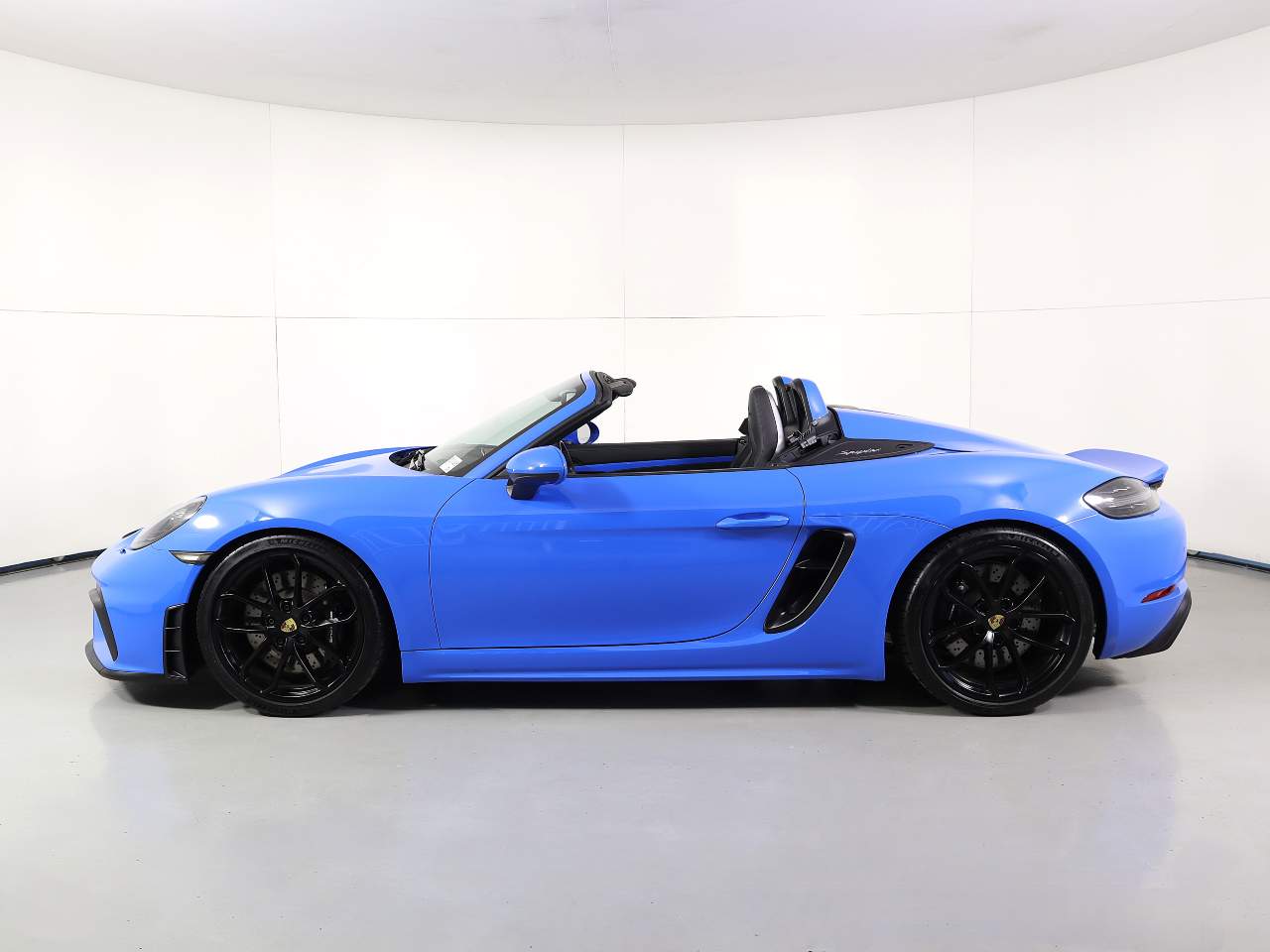 2023 Porsche 718 Boxster Spyder