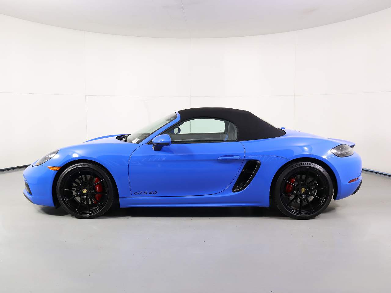 2025 Porsche 718 Boxster GTS 4.0