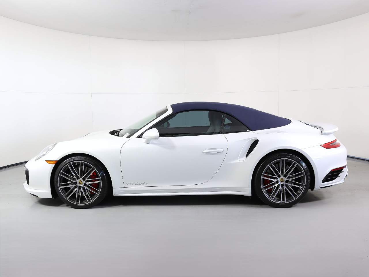 2019 Porsche 911 Turbo