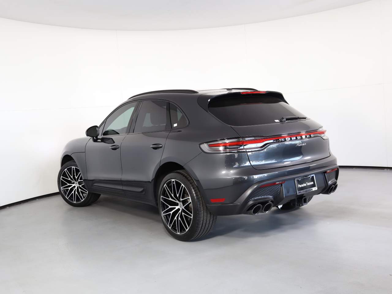 2024 Porsche Macan