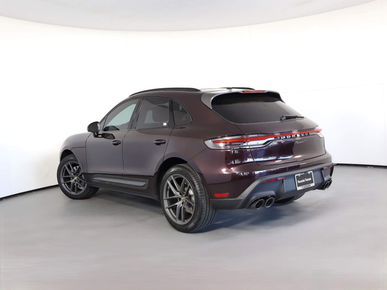 2024 Porsche Macan T