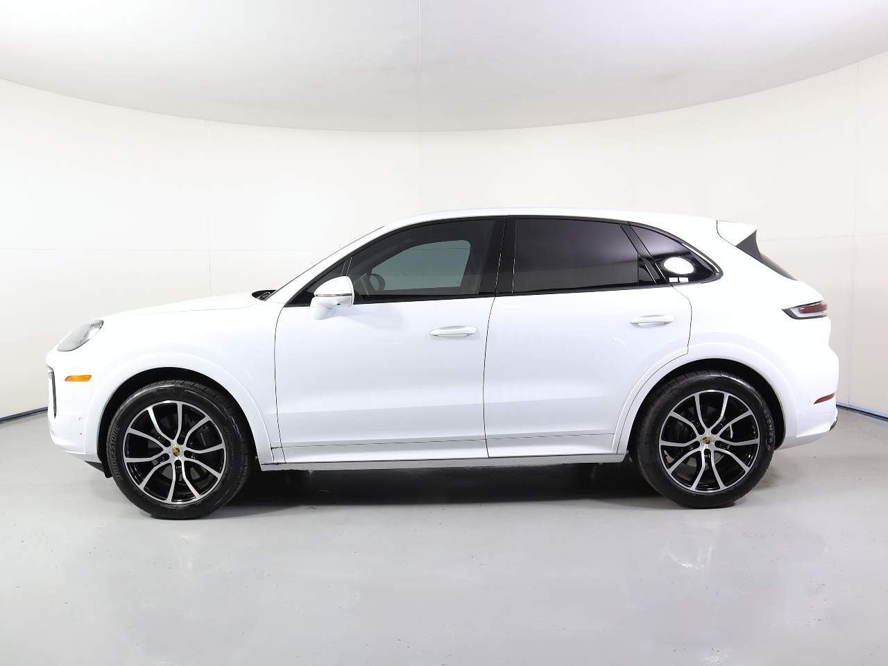 2024 Porsche Cayenne  