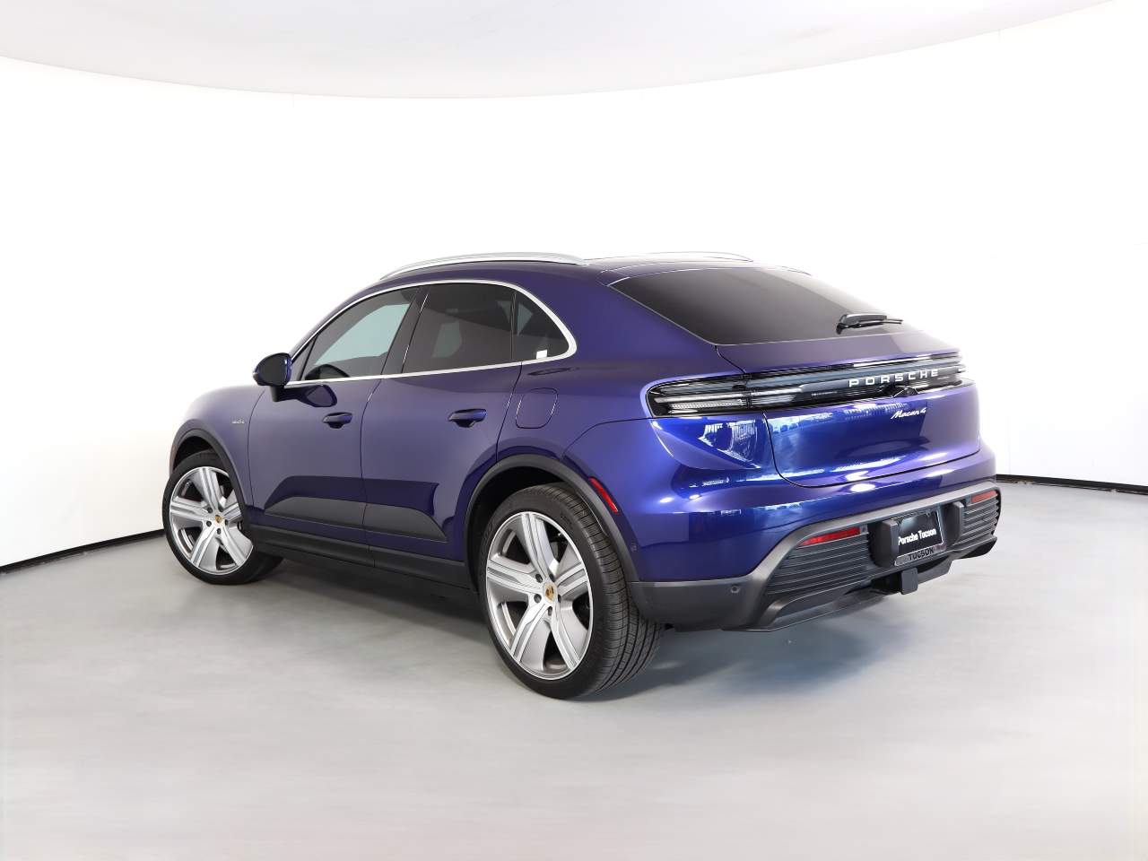 2024 Porsche Macan 4 Electric
