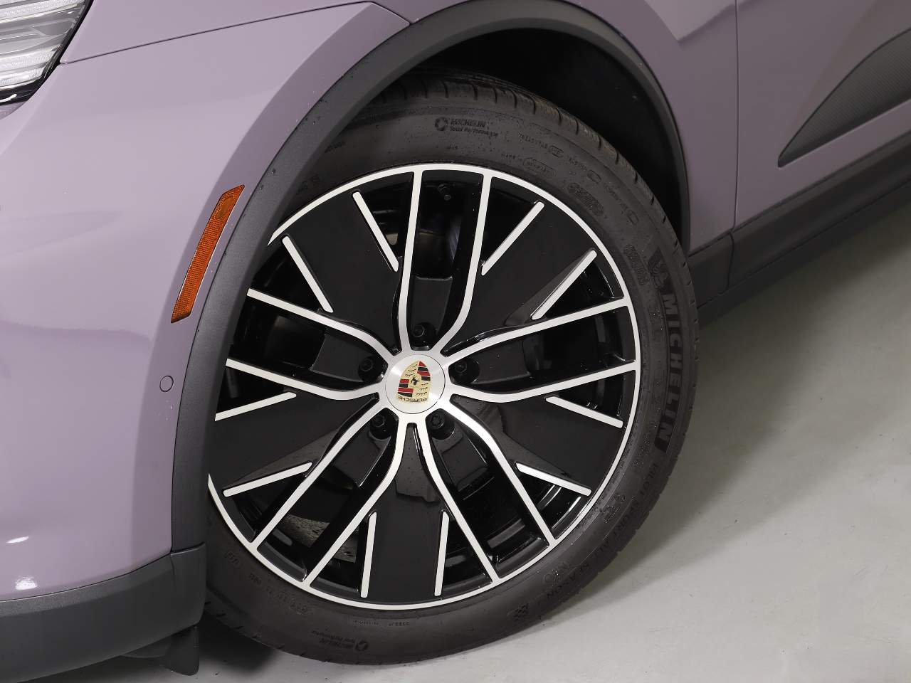 2025 Porsche Macan 4 Electric