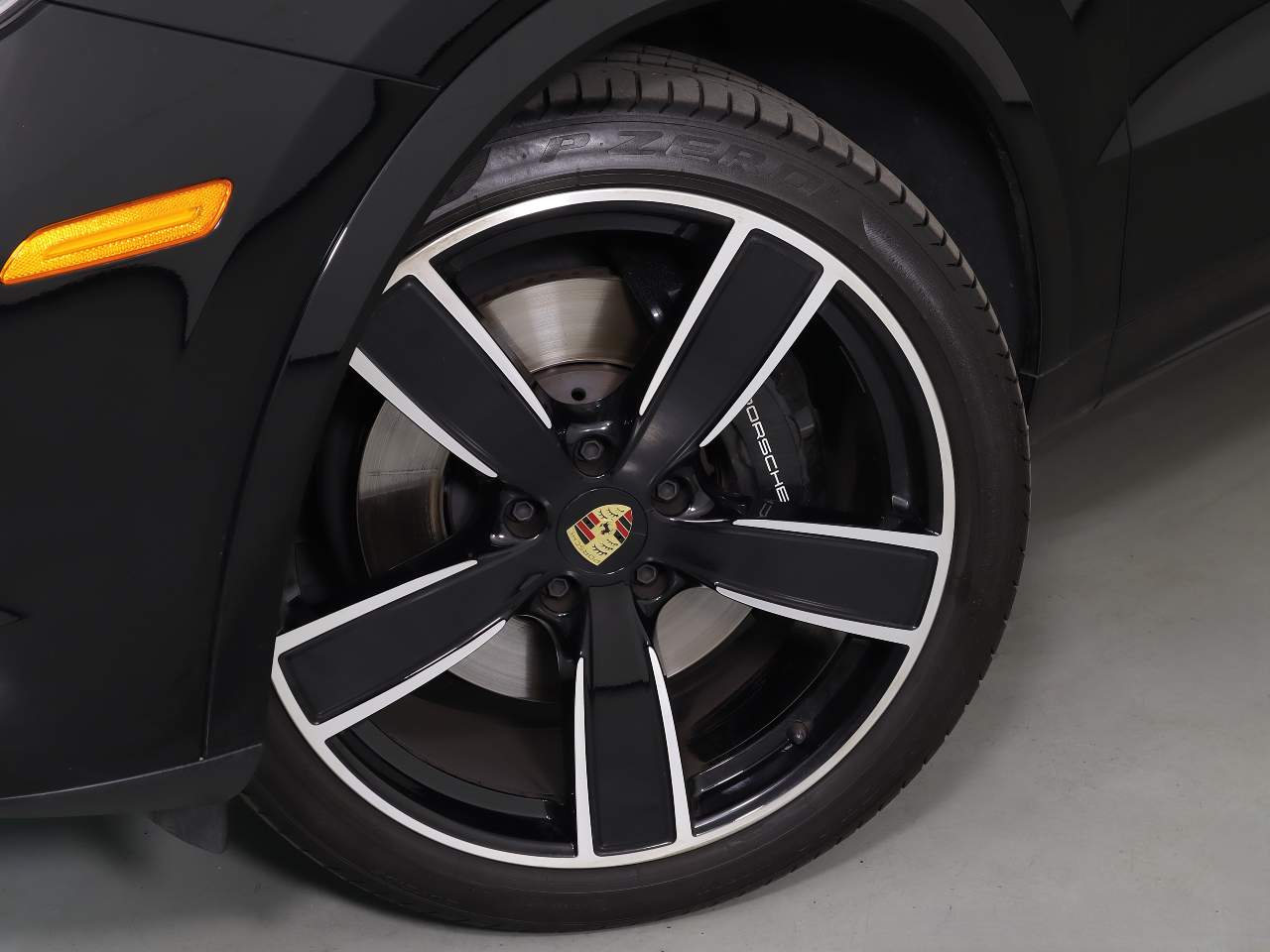 2023 Porsche Cayenne S