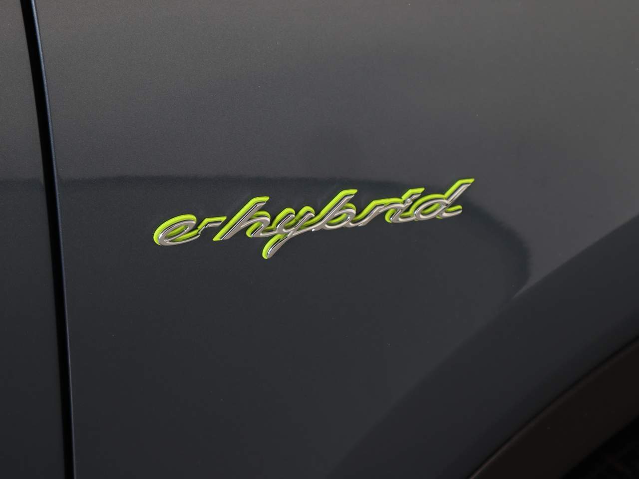 2020 Porsche Cayenne E-Hybrid