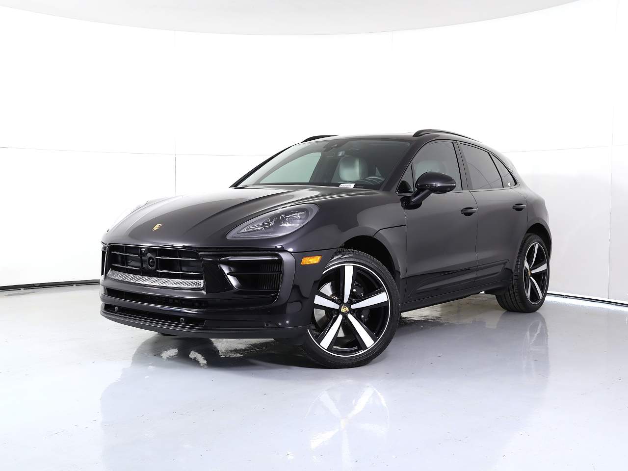 2024 Porsche Macan S