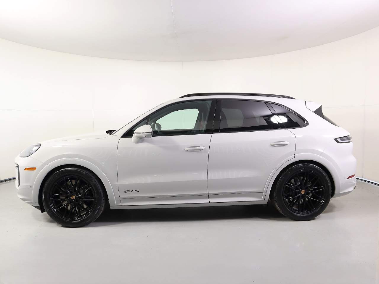 2026 Porsche Cayenne GTS